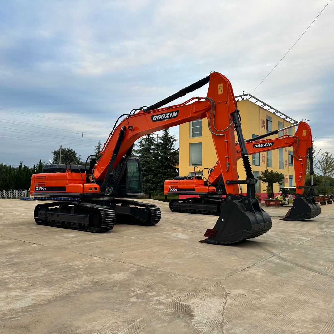DX370 crawler excavator